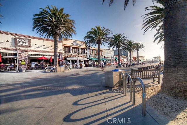 Pier Ave right down the strand