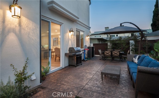 2110 Ernest Avenue, Redondo Beach, California 90278, 4 Bedrooms Bedrooms, ,3 BathroomsBathrooms,Residential,Sold,Ernest,SB21132960