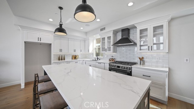 1902 Mathews Ave, Redondo Beach, California 90278, 5 Bedrooms Bedrooms, ,5 BathroomsBathrooms,Residential,Sold,Mathews Ave,PV21055104