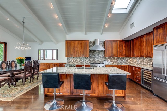 2416 Elm Avenue, Manhattan Beach, California 90266, 4 Bedrooms Bedrooms, ,2 BathroomsBathrooms,Residential,Sold,Elm,SB19275935