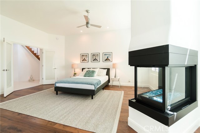 2524 Manhattan Avenue, Hermosa Beach, California 90254, 5 Bedrooms Bedrooms, ,3 BathroomsBathrooms,Residential,Sold,Manhattan,SB18096858
