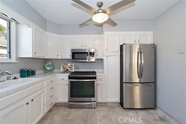 2607 183rd Street, Redondo Beach, California 90278, 3 Bedrooms Bedrooms, ,1 BathroomBathrooms,Residential,Sold,183rd,SB20233628