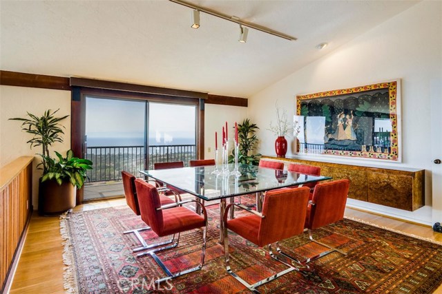 1425 Via Zumaya, Palos Verdes Estates, California 90274, 5 Bedrooms Bedrooms, ,3 BathroomsBathrooms,Residential,Sold,Via Zumaya,PV17070870