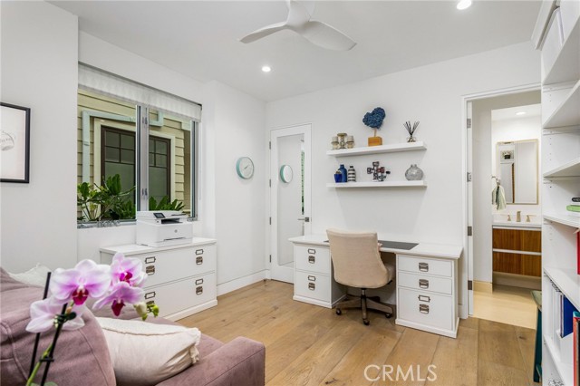 429 Marine Place, Manhattan Beach, California 90266, 4 Bedrooms Bedrooms, ,2 BathroomsBathrooms,Residential,Sold,Marine Place,SB21015394
