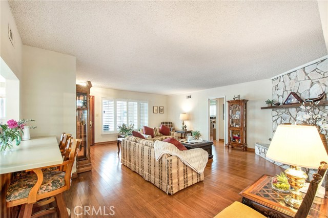 1329 Gertruda Avenue, Redondo Beach, California 90277, 3 Bedrooms Bedrooms, ,1 BathroomBathrooms,Residential,Sold,Gertruda,SB21018995