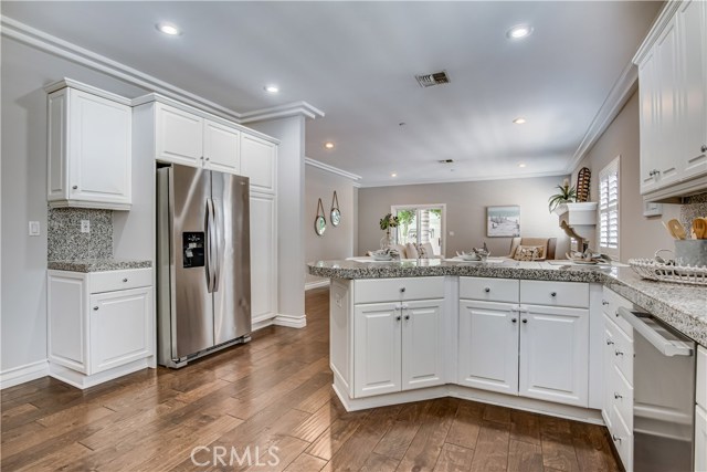 2106 Huntington Lane, Redondo Beach, California 90278, 4 Bedrooms Bedrooms, ,2 BathroomsBathrooms,Residential,Sold,Huntington,SB20210061