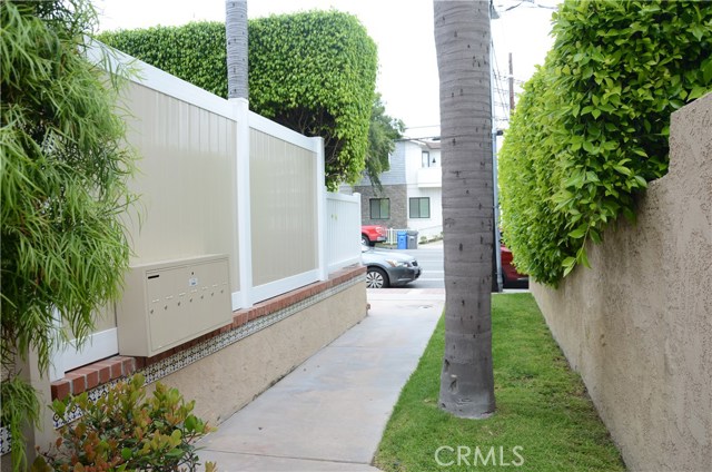 2504 Grant Avenue, Redondo Beach, California 90278, 3 Bedrooms Bedrooms, ,3 BathroomsBathrooms,Residential,Sold,Grant,SB20101908