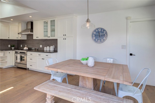 3528 Maple Avenue, Manhattan Beach, California 90266, 3 Bedrooms Bedrooms, ,2 BathroomsBathrooms,Residential,Sold,Maple,SB18217502