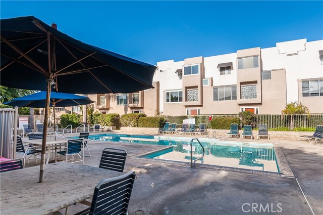 501 Herondo Street, Hermosa Beach, California 90254, 3 Bedrooms Bedrooms, ,2 BathroomsBathrooms,Residential,Sold,Herondo,SB18003638