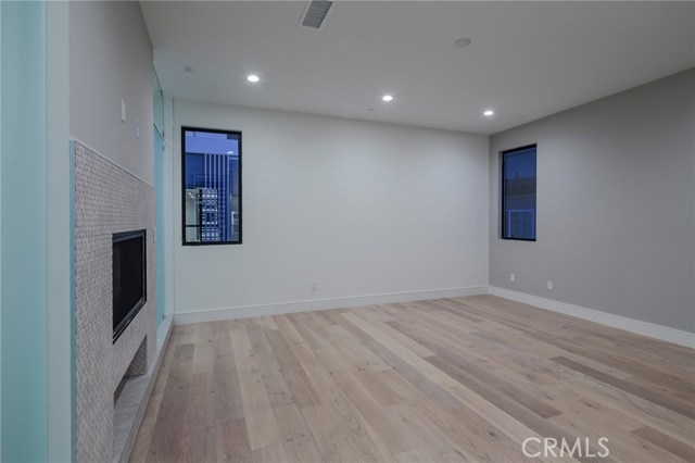 228 Helberta Avenue, Redondo Beach, California 90277, 5 Bedrooms Bedrooms, ,5 BathroomsBathrooms,Residential,Sold,Helberta,PV18015757