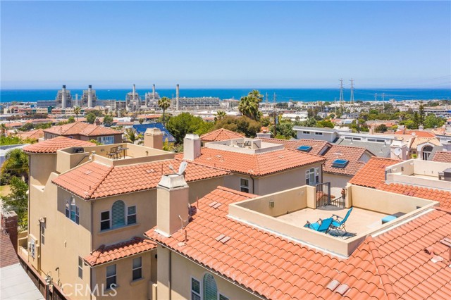 Roof top deck