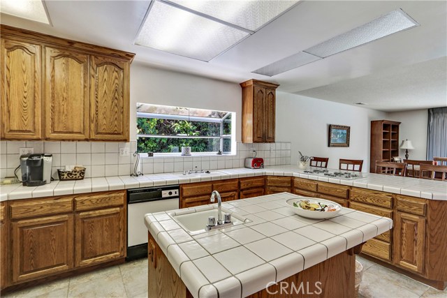 27841 Palmeras Place, Rancho Palos Verdes, California 90275, 4 Bedrooms Bedrooms, ,1 BathroomBathrooms,Residential,Sold,Palmeras,PV17096045