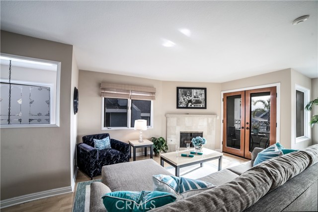 110 Guadalupe Avenue, Redondo Beach, California 90277, 3 Bedrooms Bedrooms, ,3 BathroomsBathrooms,Residential,Sold,Guadalupe,SB18068186