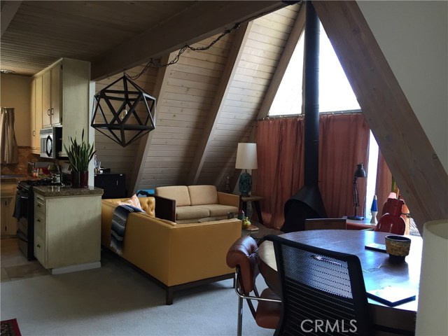 1505 Crest Drive, Manhattan Beach, California 90266, 3 Bedrooms Bedrooms, ,3 BathroomsBathrooms,Residential,Sold,Crest,SB20189382