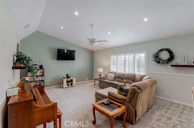 2614 Manhattan Beach Boulevard, Redondo Beach, California 90278, 4 Bedrooms Bedrooms, ,2 BathroomsBathrooms,Residential,Sold,Manhattan Beach,SB19051400