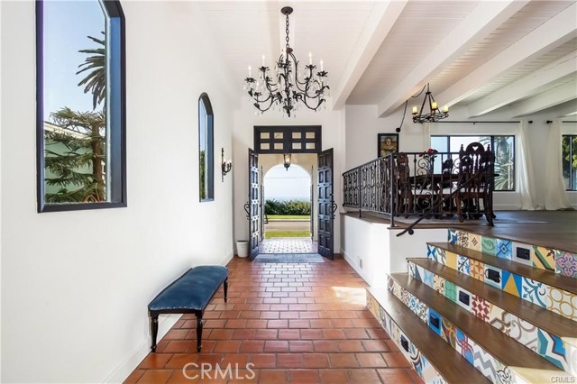 1014 Paseo Del Mar W