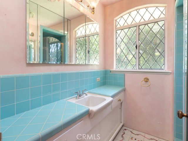 4205 Miraleste Drive, Rancho Palos Verdes, California 90275, 3 Bedrooms Bedrooms, ,2 BathroomsBathrooms,Residential,Sold,Miraleste,PV18202774