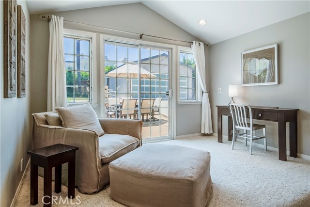 Sitting Area In Master Bedroom