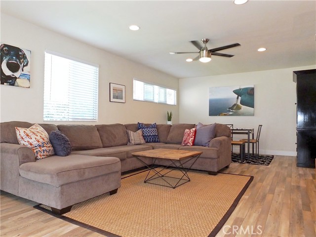 18316 Grevillea Avenue, Redondo Beach, California 90278, 3 Bedrooms Bedrooms, ,2 BathroomsBathrooms,Residential,Sold,Grevillea,PW20134406