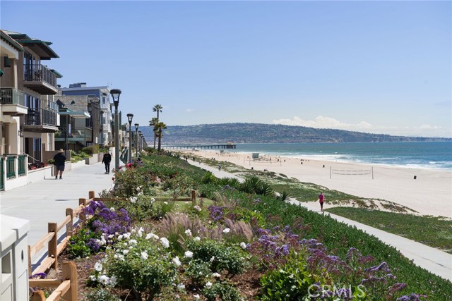 3420 The Strand, Manhattan Beach, California 90266, 5 Bedrooms Bedrooms, ,5 BathroomsBathrooms,Residential,Sold,The Strand,SB17096737