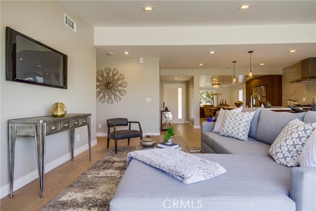 27524 Longhill Drive, Rancho Palos Verdes, California 90275, 3 Bedrooms Bedrooms, ,2 BathroomsBathrooms,Residential,Sold,Longhill,SB18013703