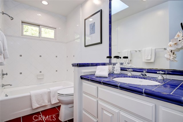 607 Gould Terrace, Hermosa Beach, California 90254, 3 Bedrooms Bedrooms, ,3 BathroomsBathrooms,Residential,Sold,Gould,SB21042448
