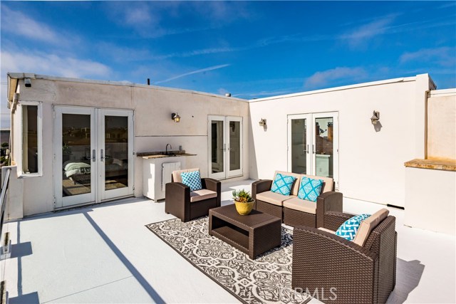 429 35th street, Manhattan Beach, California 90266, 4 Bedrooms Bedrooms, ,4 BathroomsBathrooms,Residential,Sold,35th street,SB19086449