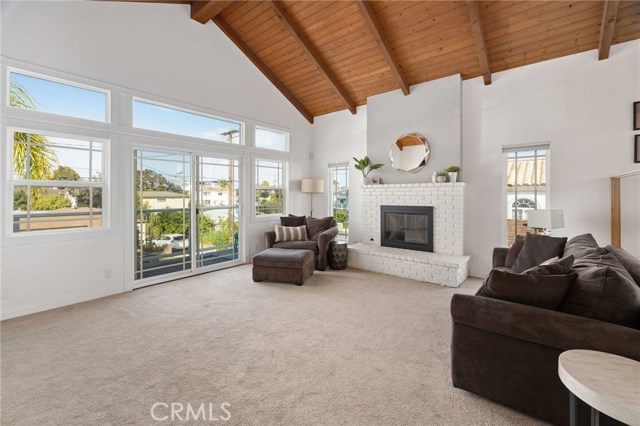 1107 Stanford Avenue, Redondo Beach, California 90278, 3 Bedrooms Bedrooms, ,2 BathroomsBathrooms,Residential,Sold,Stanford,SB20120102