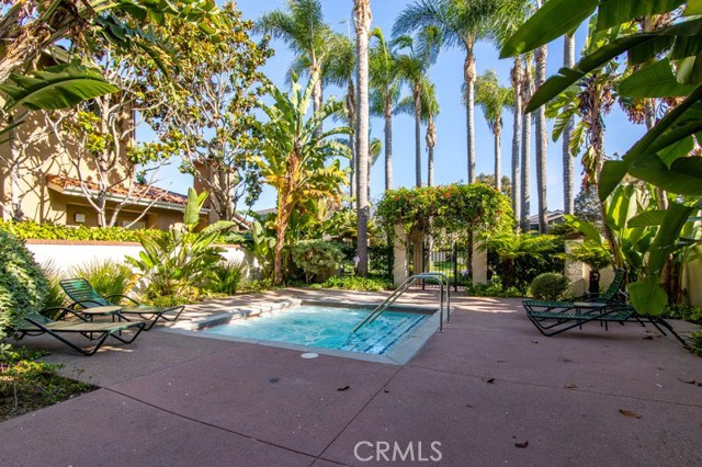 4 Bermuda Court, Manhattan Beach, California 90266, 2 Bedrooms Bedrooms, ,2 BathroomsBathrooms,Residential,Sold,Bermuda,SB18141600