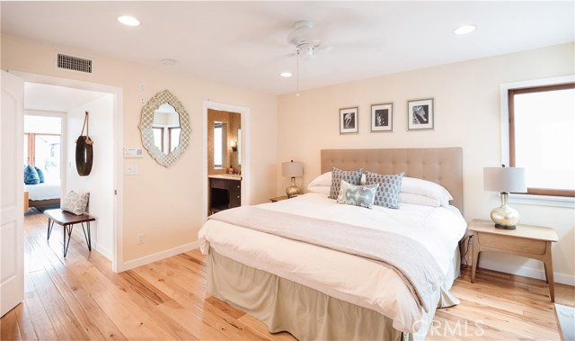 225 1st Street, Manhattan Beach, California 90266, 3 Bedrooms Bedrooms, ,Residential,Sold,1st,SB20187308