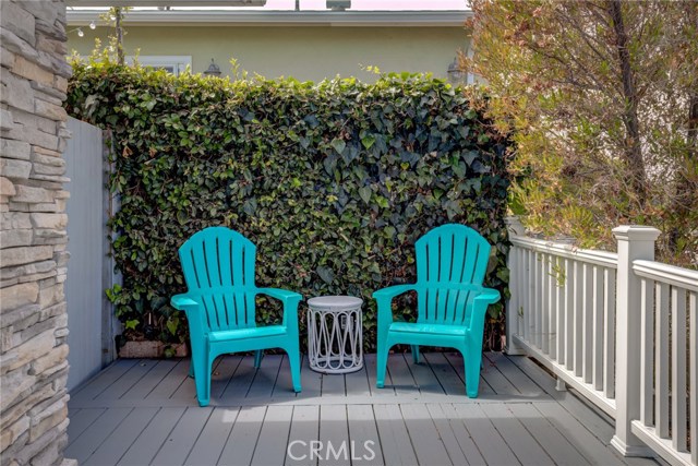 607 Camino Real, Redondo Beach, California 90277, 2 Bedrooms Bedrooms, ,2 BathroomsBathrooms,Residential,Sold,Camino Real,SB20134527