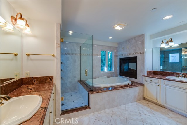 607 Guadalupe Avenue, Redondo Beach, California 90277, 4 Bedrooms Bedrooms, ,4 BathroomsBathrooms,Residential,Sold,Guadalupe,PV18043170