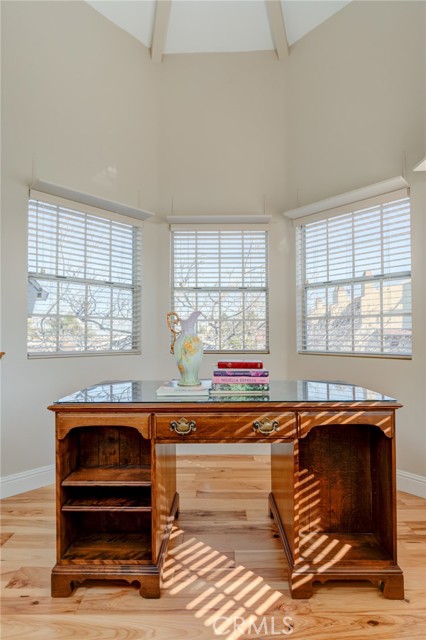 1607 Blossom Lane, Redondo Beach, California 90278, 3 Bedrooms Bedrooms, ,2 BathroomsBathrooms,Residential,Sold,Blossom,SB21041581