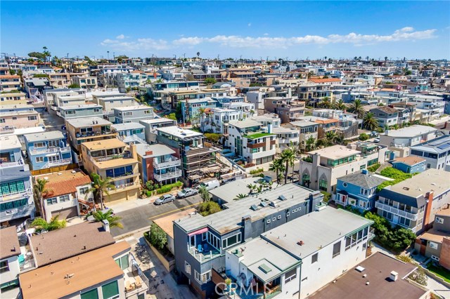 121 35th Street, Manhattan Beach, California 90266, 4 Bedrooms Bedrooms, ,4 BathroomsBathrooms,Residential,Sold,35th,SB19227401