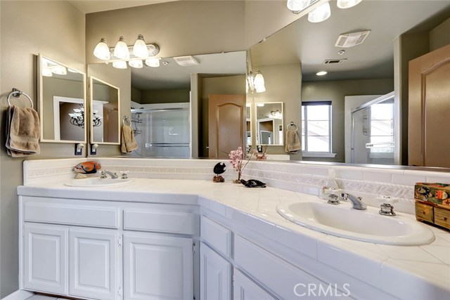 1901 Spreckels Lane, Redondo Beach, California 90278, 4 Bedrooms Bedrooms, ,3 BathroomsBathrooms,Residential,Sold,Spreckels,SB20206979