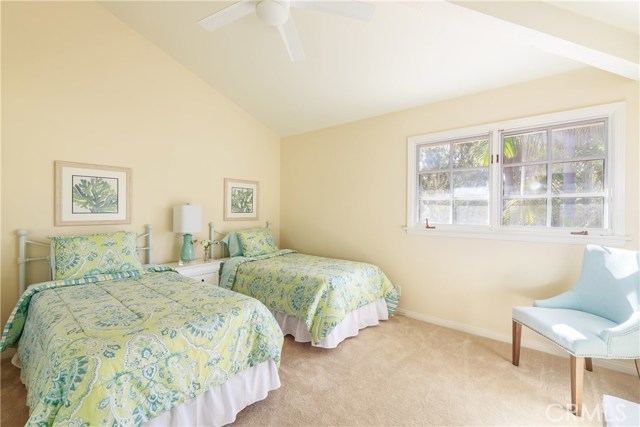 11 Evergreen Lane, Manhattan Beach, California 90266, 3 Bedrooms Bedrooms, ,2 BathroomsBathrooms,Residential,Sold,Evergreen,SB19068219