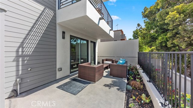 1700 Carlson Ln, Redondo Beach, California 90278, 3 Bedrooms Bedrooms, ,3 BathroomsBathrooms,Residential,Sold,Carlson Ln,PV20186128