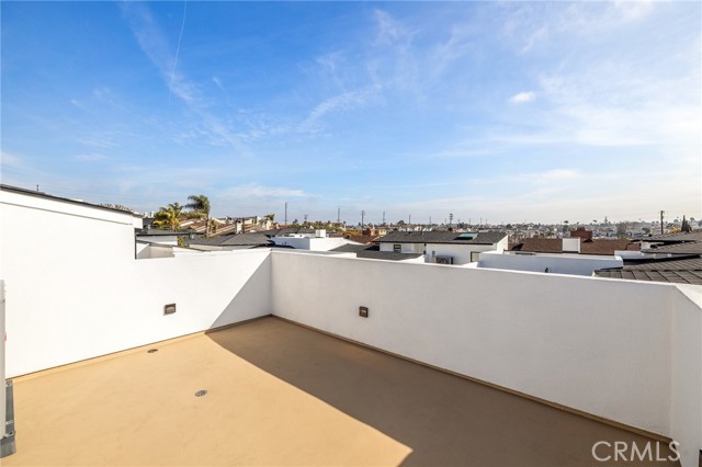 2112 Carnegie Lane, Redondo Beach, California 90278, 5 Bedrooms Bedrooms, ,5 BathroomsBathrooms,Residential,Sold,Carnegie,SB21029715