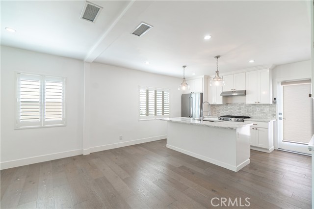 2705 Robinson Street, Redondo Beach, California 90278, 4 Bedrooms Bedrooms, ,3 BathroomsBathrooms,Residential,Sold,Robinson,SB21127805