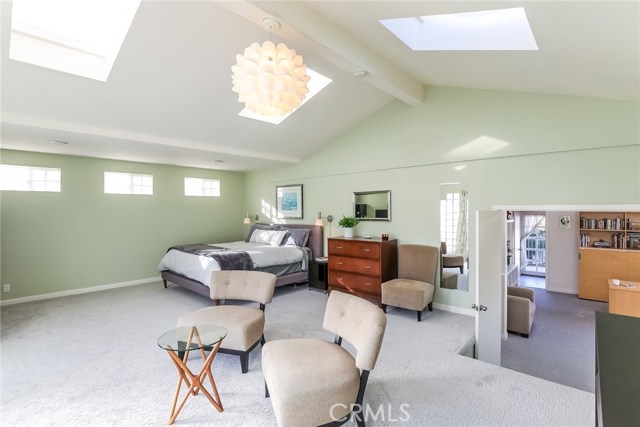 2121 Plant Avenue, Redondo Beach, California 90278, 4 Bedrooms Bedrooms, ,1 BathroomBathrooms,Residential,Sold,Plant,SB21007789
