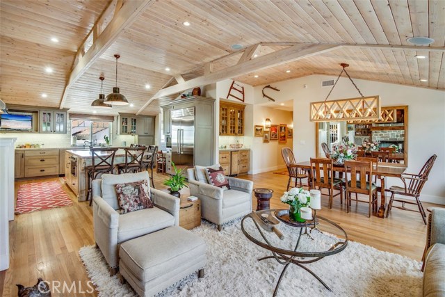 37 Dapplegray Lane, Rolling Hills Estates, California 90274, 4 Bedrooms Bedrooms, ,3 BathroomsBathrooms,Residential,Sold,Dapplegray,PV19062488