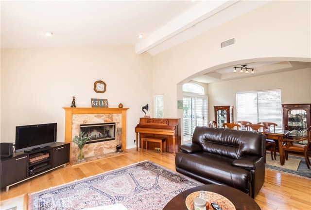 2223 Mathews Avenue, Redondo Beach, California 90278, 3 Bedrooms Bedrooms, ,3 BathroomsBathrooms,Residential,Sold,Mathews,SB19080062