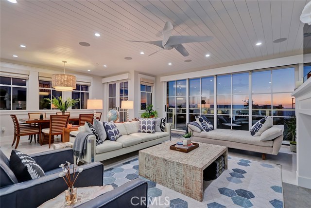 304 3rd Street, Manhattan Beach, California 90266, 4 Bedrooms Bedrooms, ,3 BathroomsBathrooms,Residential,Sold,3rd,SB19234721