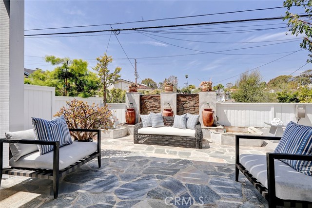 2905 Maple Avenue, Manhattan Beach, California 90266, 4 Bedrooms Bedrooms, ,3 BathroomsBathrooms,Residential,Sold,Maple,SB21079854