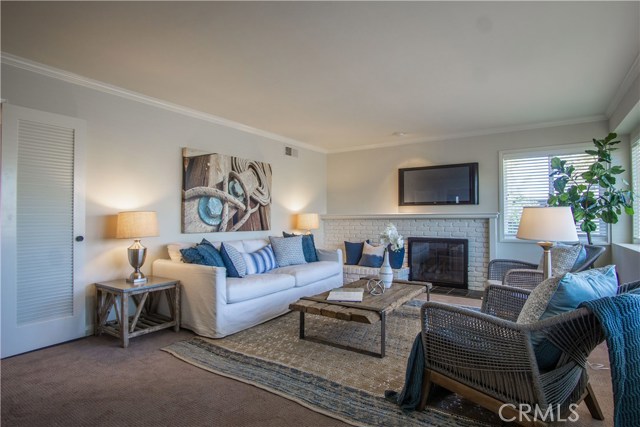 149 Vista Del Parque, Redondo Beach, California 90277, 4 Bedrooms Bedrooms, ,1 BathroomBathrooms,Residential,Sold,Vista Del Parque,PV19039225