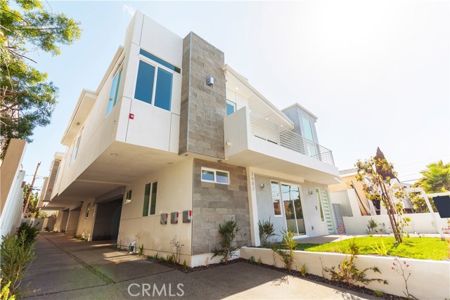 2602 Voorhees Avenue, Redondo Beach, California 90278, 4 Bedrooms Bedrooms, ,3 BathroomsBathrooms,Residential,Sold,Voorhees,SB17109811