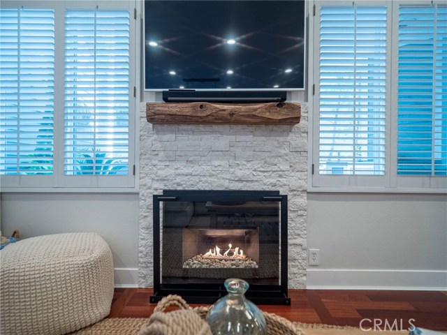 1304 12th Street, Manhattan Beach, California 90266, 2 Bedrooms Bedrooms, ,2 BathroomsBathrooms,Residential,Sold,12th,SB20056135
