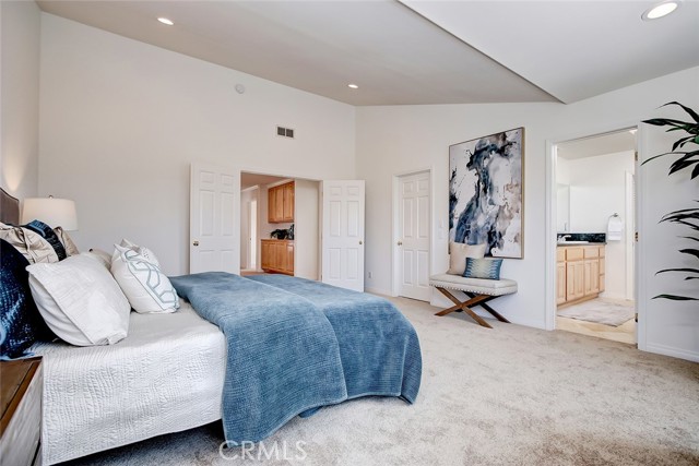 1805 Lynngrove Drive, Manhattan Beach, California 90266, 5 Bedrooms Bedrooms, ,3 BathroomsBathrooms,Residential,Sold,Lynngrove,SB21026495