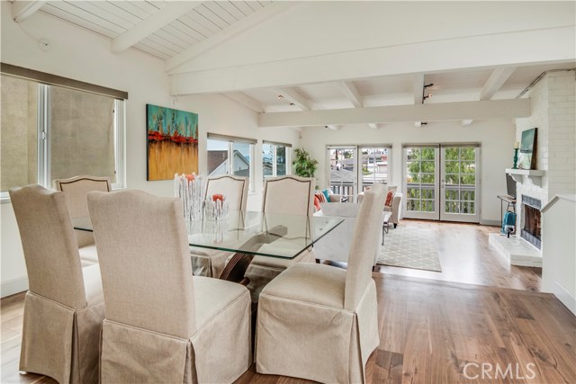 1023 4th Street, Hermosa Beach, California 90254, 3 Bedrooms Bedrooms, ,2 BathroomsBathrooms,Residential,Sold,4th,SB19152573