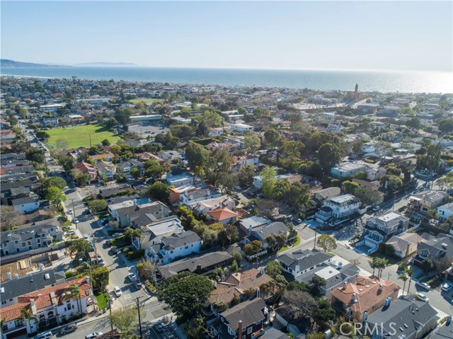 1904 Palm Avenue, Manhattan Beach, California 90266, 5 Bedrooms Bedrooms, ,4 BathroomsBathrooms,Residential,Sold,Palm,SB18071384